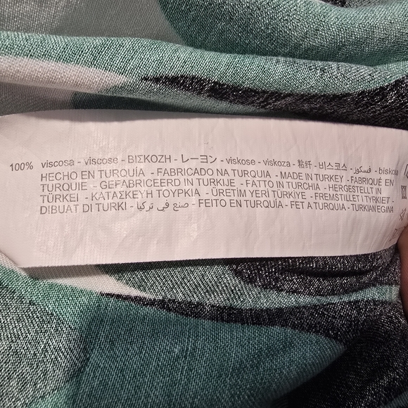 Zara Satin Printed Camisole Green and White Wave Maxi Dress Size S - Picture 9 of 9